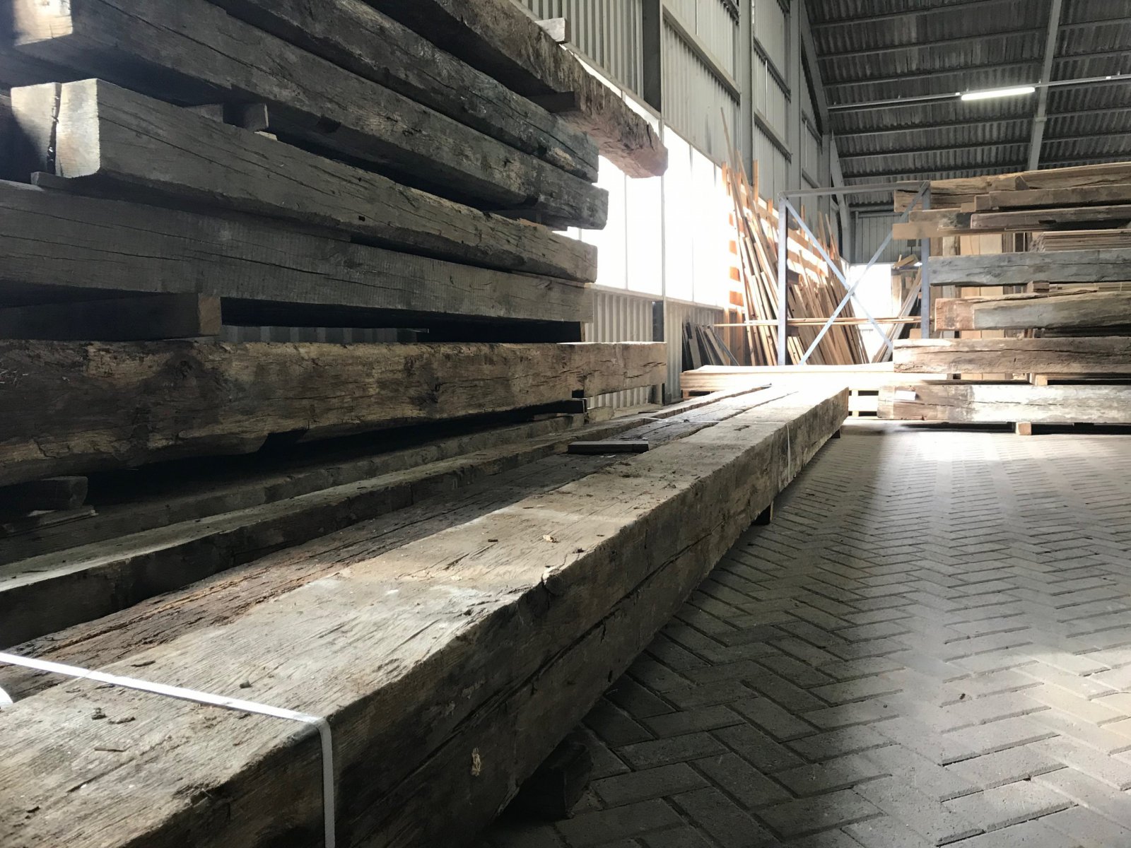 Oud hout Historische bouwmaterialen Grote voorraad! Historisch Hout